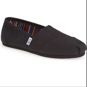 TOMS shoes